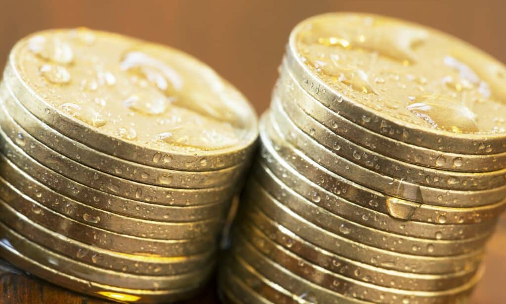 Interest rate growing concept - money coins